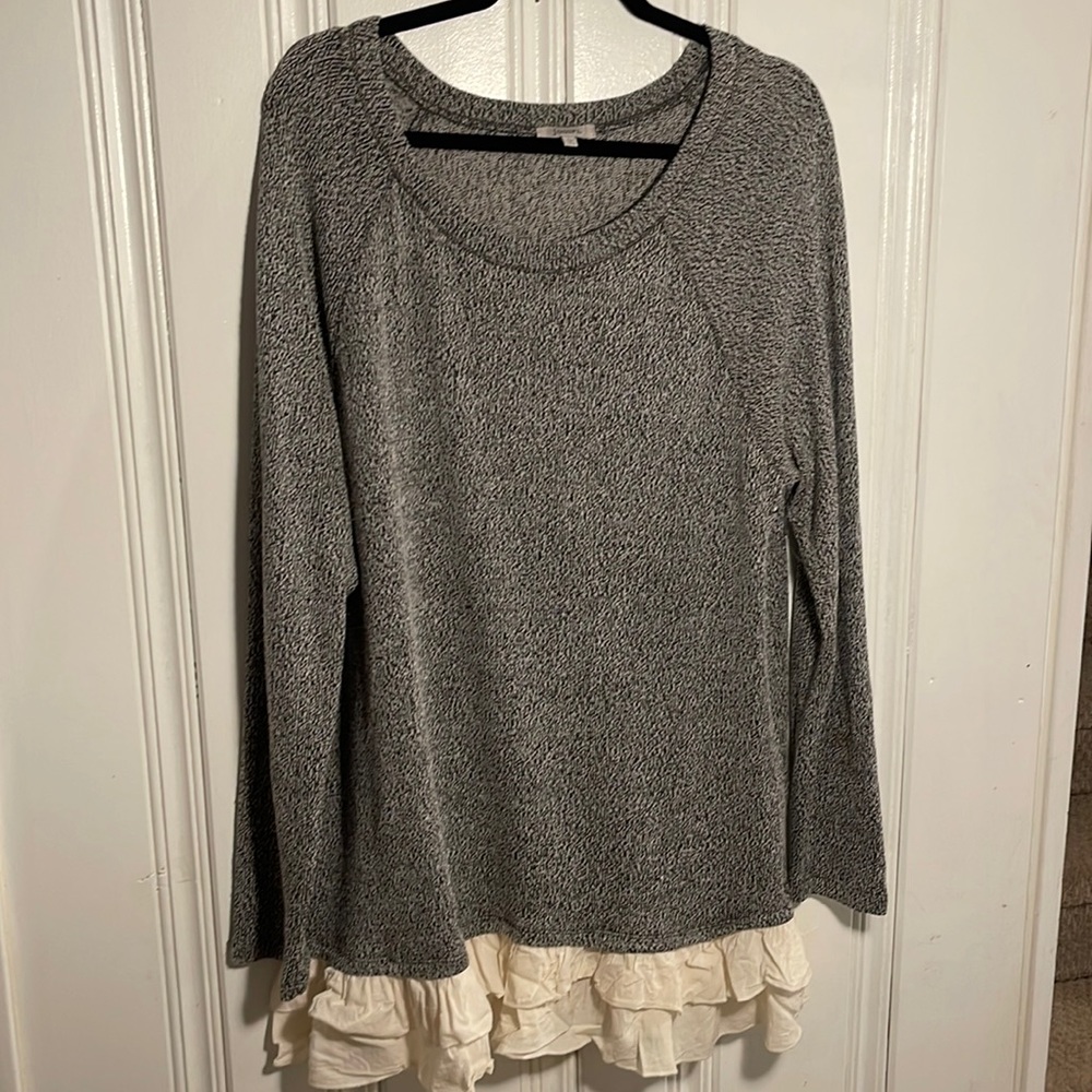 Jodifl Tunic style sweater size large